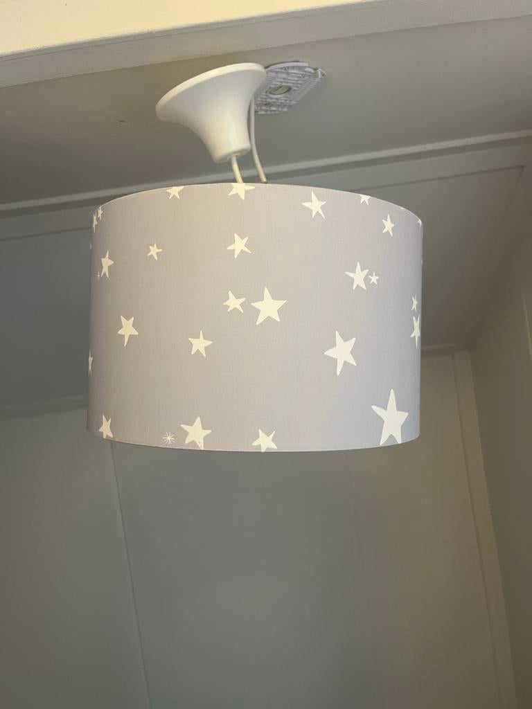 Sterren Plafondlamp - Grijs met Witte Sterren kinderlamp, Ophalen, Gebruikt, Stof, Minder dan 50 cm