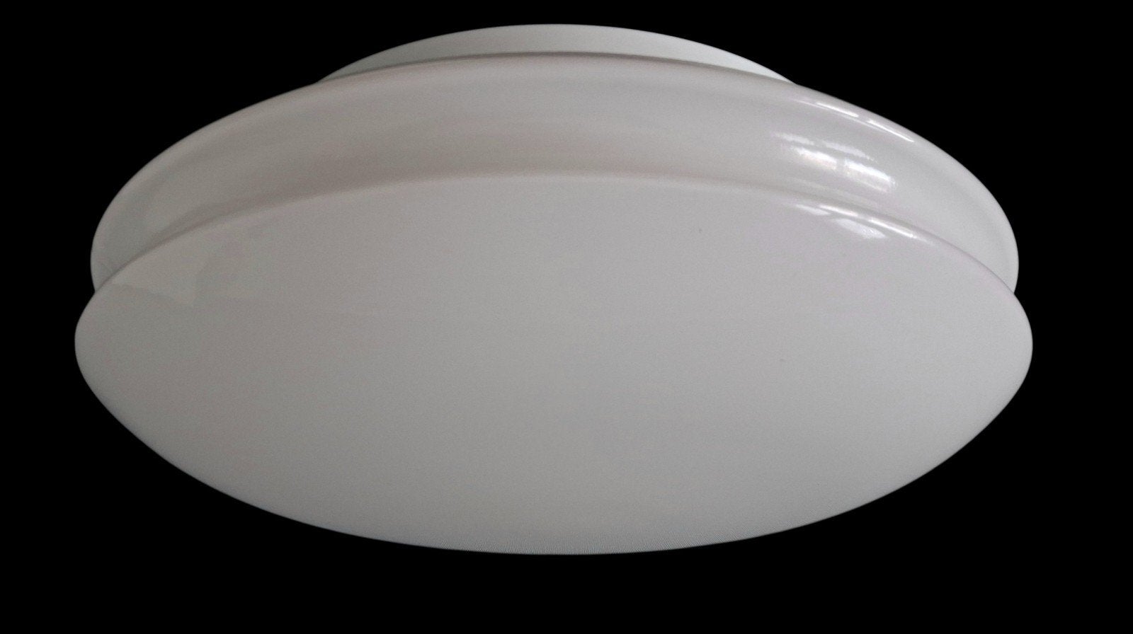 Vintage, jaren 60/70, UFO, space age plafondlamp,wit opaline, Vintage, Wit, Plafondlamp, 32 cm