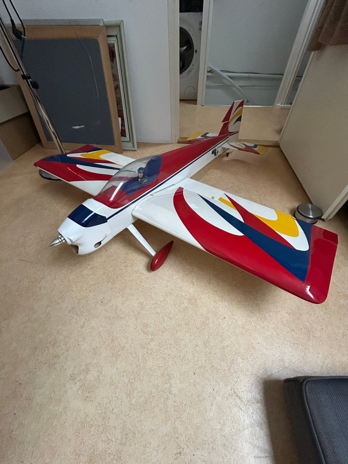 RC Vliegtuig Extra 300S - omgebouwd naar electro, Ophalen, Zo goed als nieuw, Elektro
