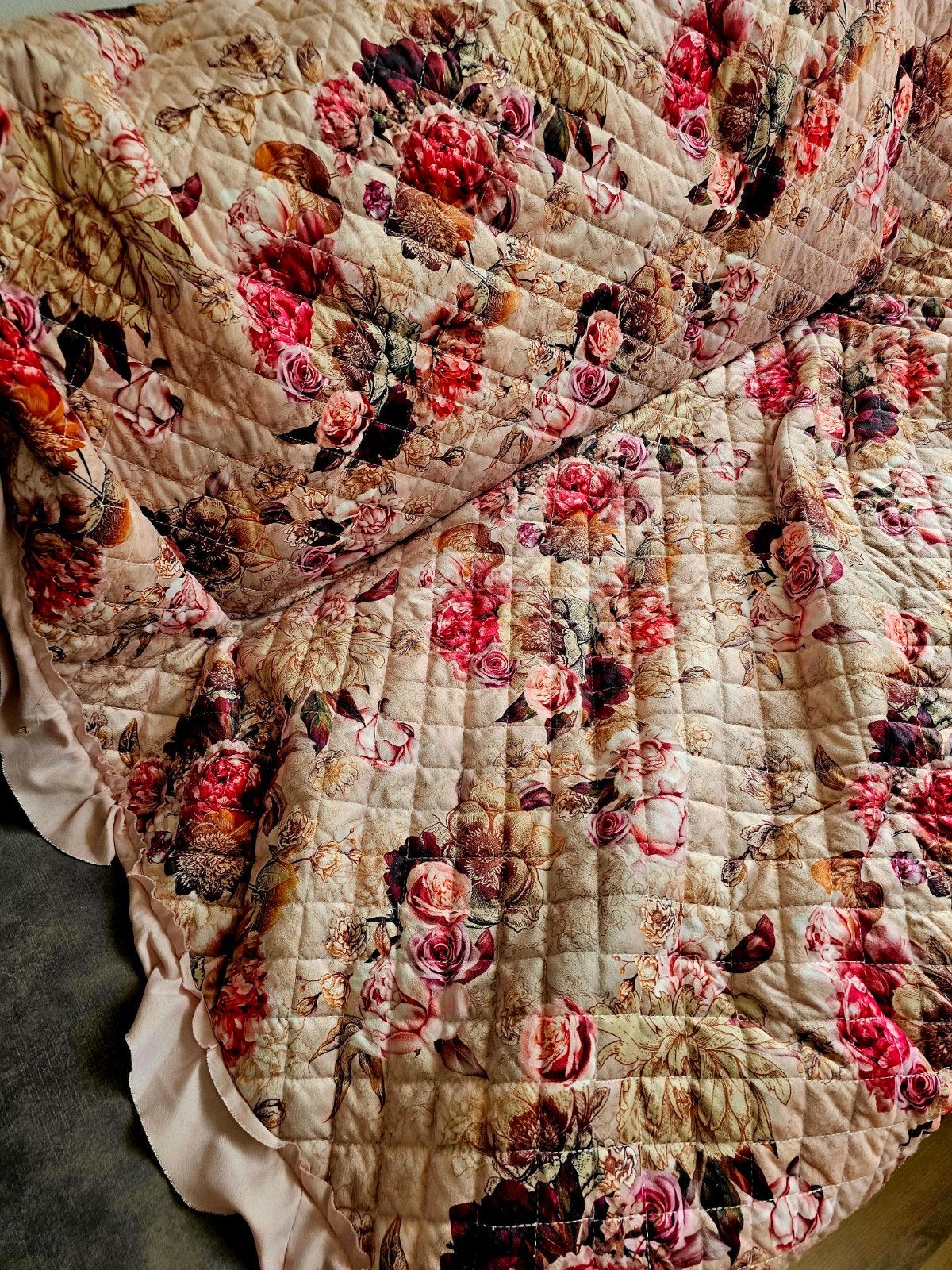 Prachtige Bloemenprint Sprei - Roze/Beige, Tweepersoons, Zo goed als nieuw, Overige merken, Polyester