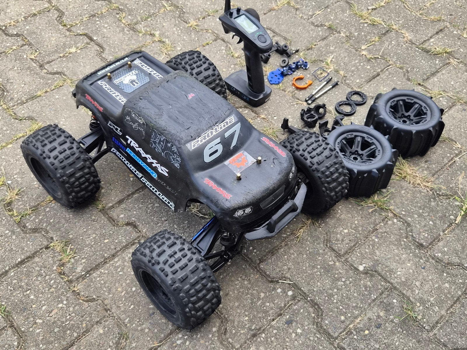 Traxxas maxxv2 6s, Hobby en Vrije tijd, Modelbouw | Radiografisch | Auto's, Ophalen of Verzenden