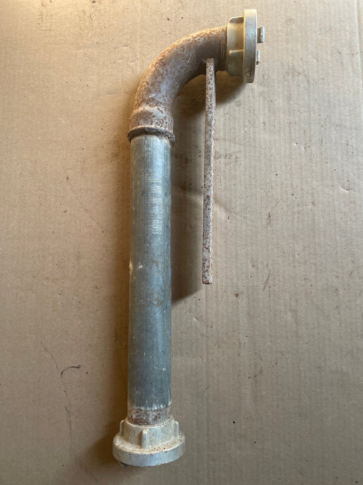 BESCHOEIINGSBEUGEL VOOR WATERPOMP MET DIAMETER SLANG 1,5INCH, Ophalen, Zo goed als nieuw, Dompelpomp