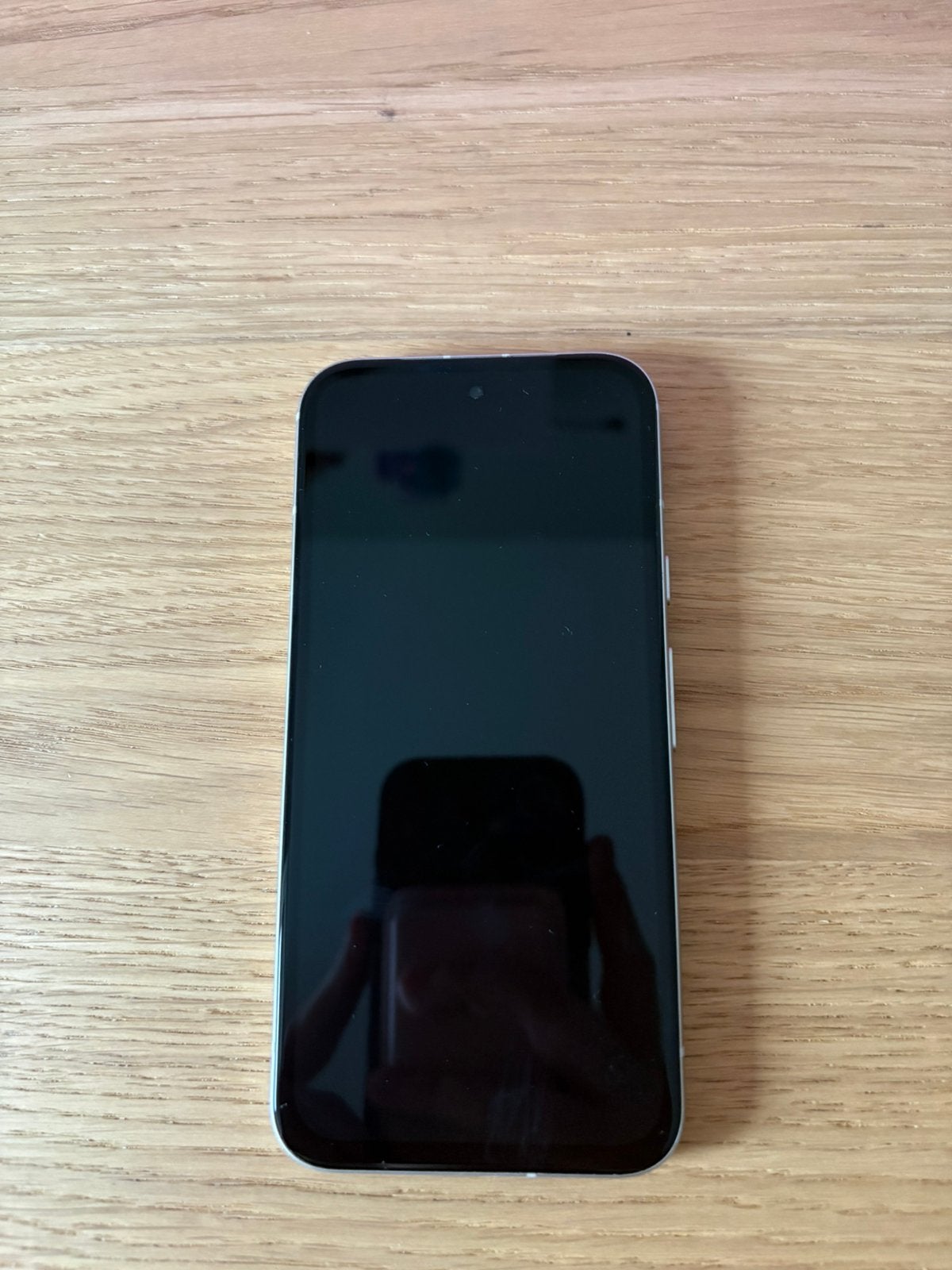 Foto 4 van Zeer nette google pixel 8a