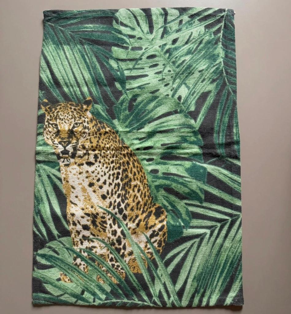 Vloerkleedje Leopard met jungle print, Huis en Inrichting, Stoffering | Tapijten en Kleden, 100 tot 150 cm, Nieuw, Rechthoekig