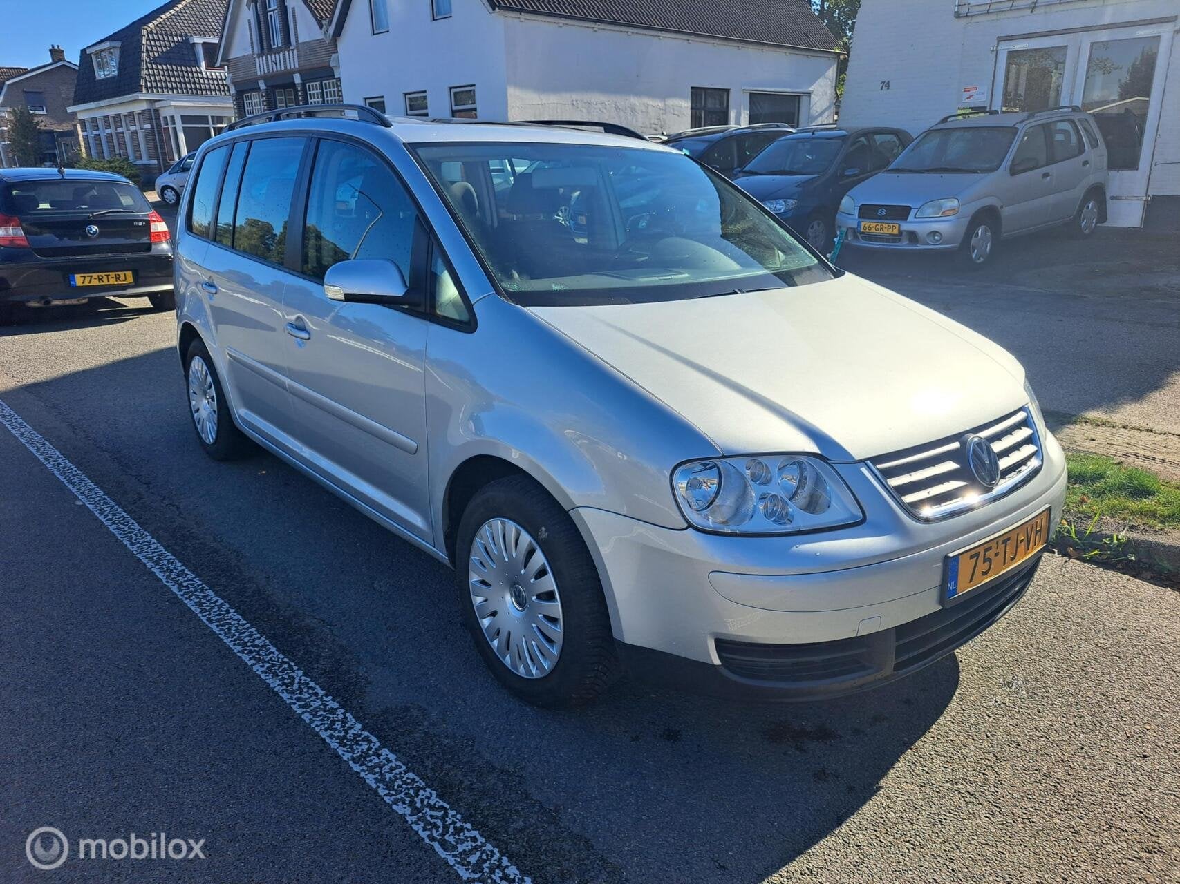 Volkswagen Touran 2.0-16V FSI automaat, Bedrijf, Euro 4, Zilver of Grijs, 84 €/maand