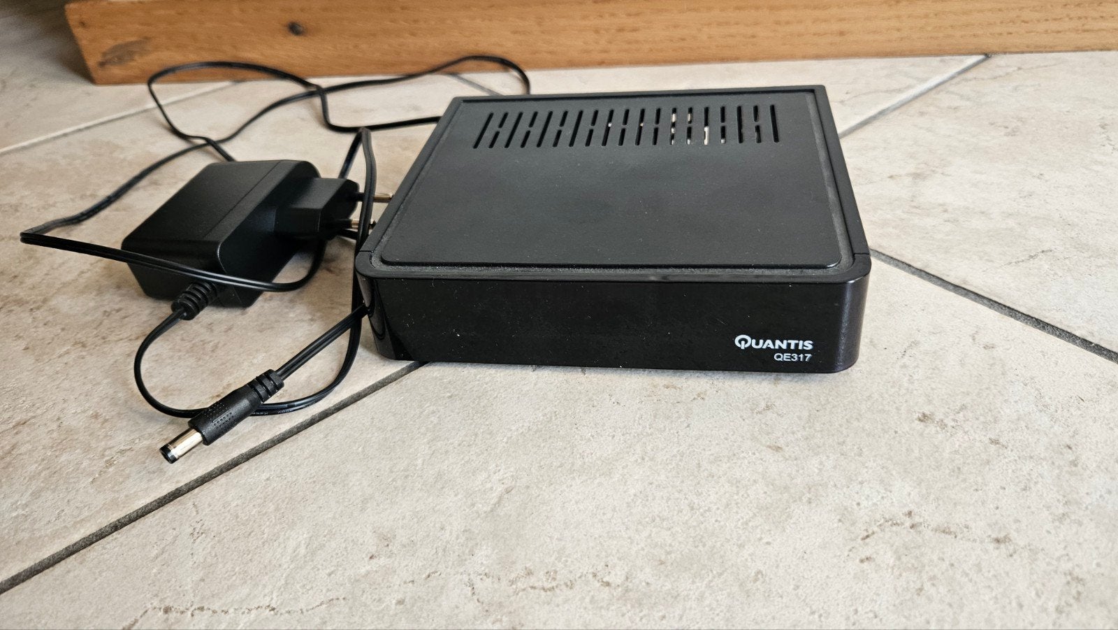 Quantis QE317 Decoder met adapter, Ophalen of Verzenden, Gebruikt, Decoder
