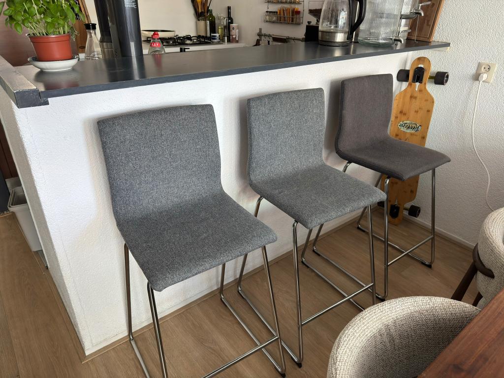 3 barstoelen / eetkamerstoelen Ikea Volfgang grijs, Ophalen, Gebruikt, Drie, Stof
