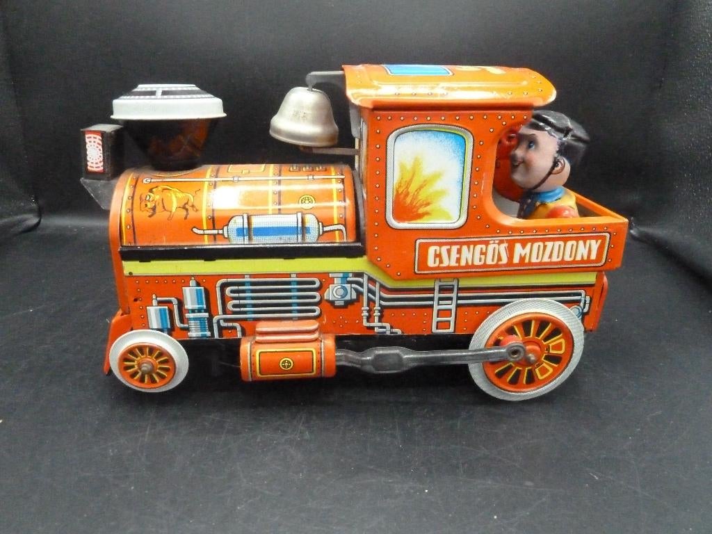 Vintage Hongaarse blikken bellenlocomotief, Antiek en Kunst, Antiek | Speelgoed, Ophalen of Verzenden