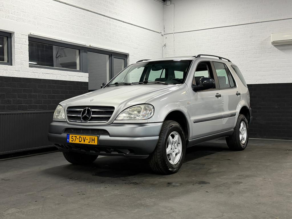 Mercedes-Benz M-klasse 320 | Origineel NL Auto | NAP | 2e Ei, Auto's, Gebruikt, 138 €/maand, Bedrijf, 1955 kg