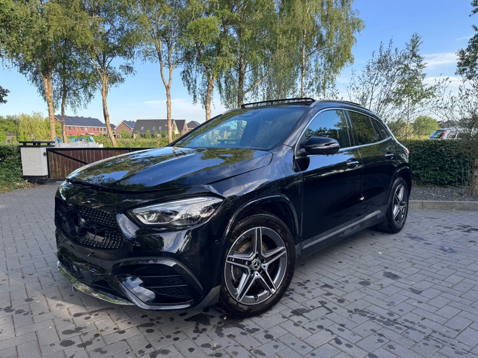 Mercedes-Benz GLA 180 AMG PANO|HUD|MEMORY|AMBIANCE|2025|VOL!, Auto diversen, Schadeauto's, Munchen, 1398 cc, Zwart, Mercedes-Benz