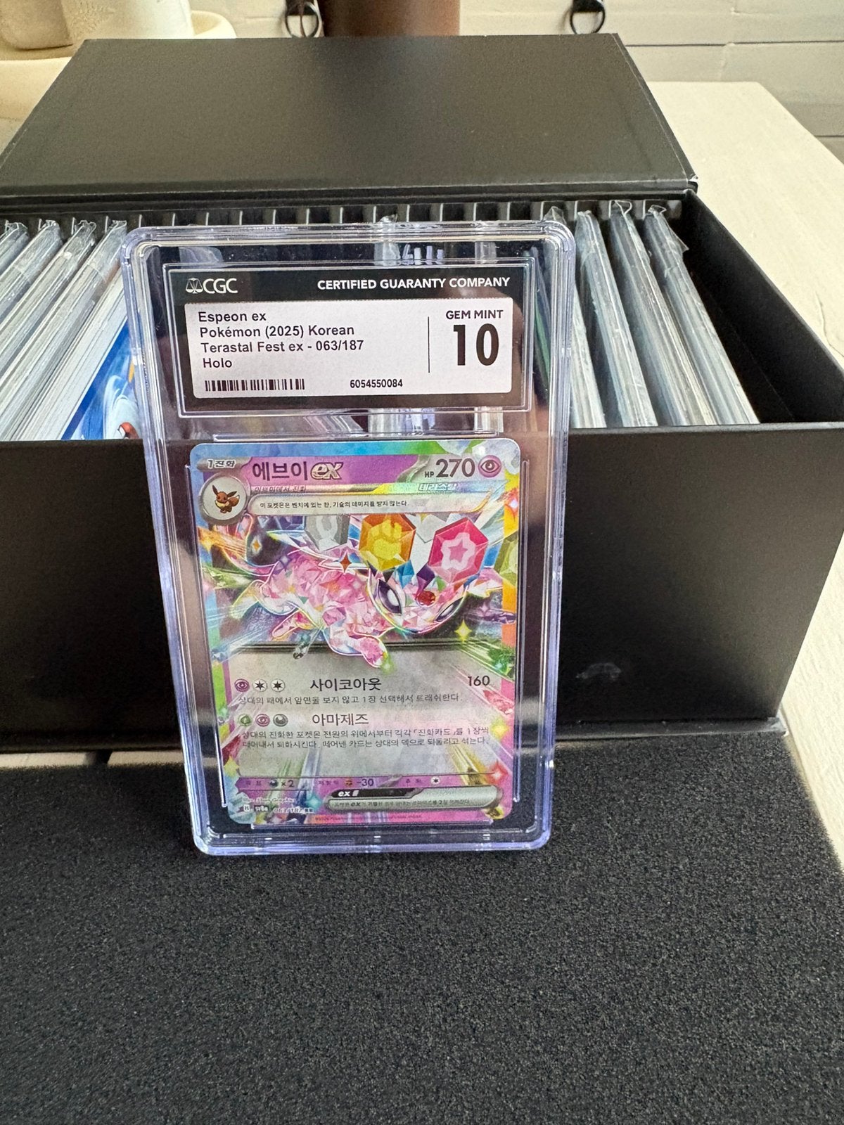 Espeon grade 10, Ophalen of Verzenden, Zo goed als nieuw, Meerdere kaarten, Foil