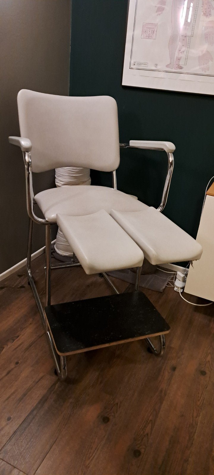 Comfortabele pedicure stoel - Ideaal voor praktijk, Ophalen of Verzenden