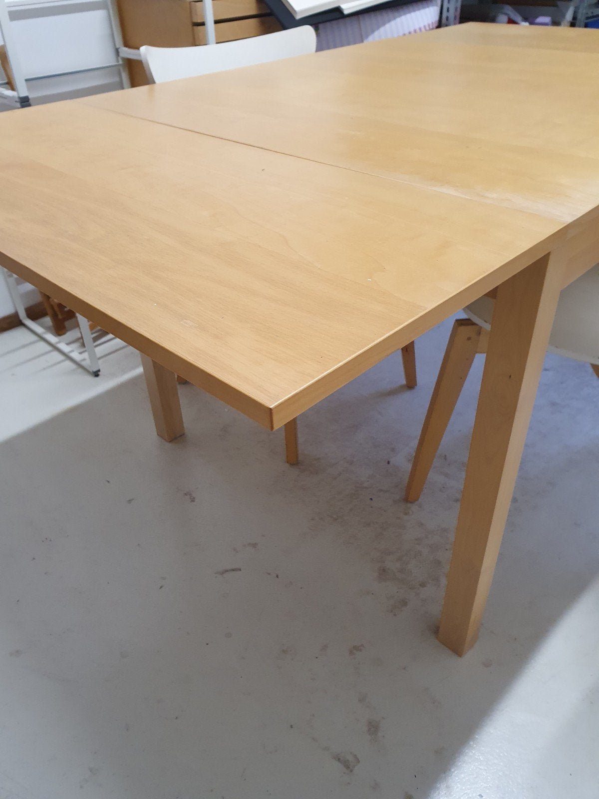 Ikea uitschuifbare eettafel (90x90cm tot 165cm)