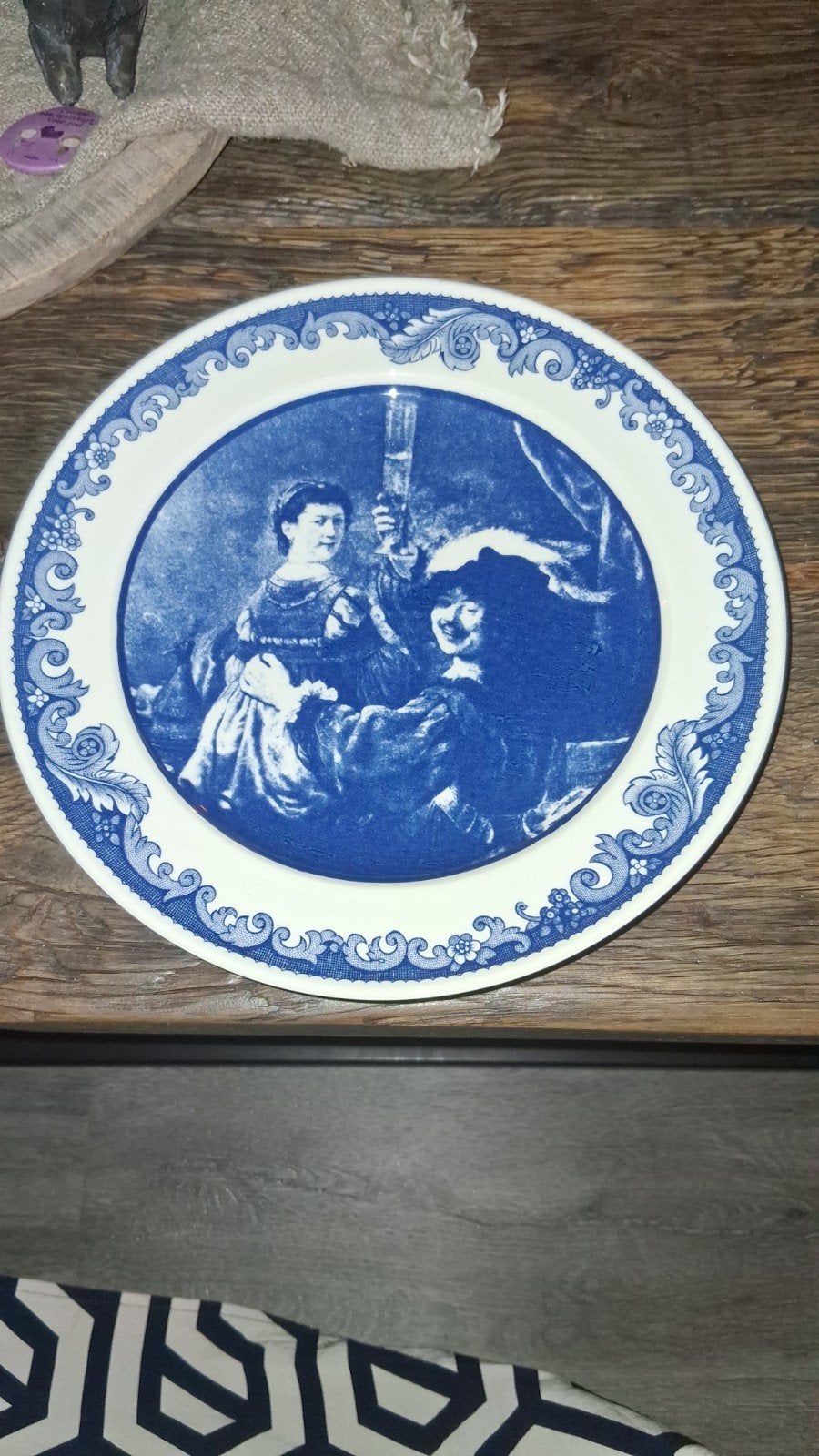 Delfts Blauw Wandbord - De Nachtwacht Rembrandt met vrouw, Antiek en Kunst, Antiek | Wandborden en Tegels, Ophalen of Verzenden