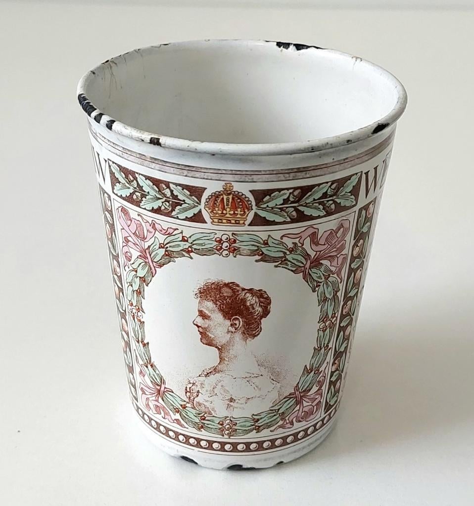 Antieke Emaille Beker 1898 Inhuldiging Koningin Wilhelmina, Verzenden