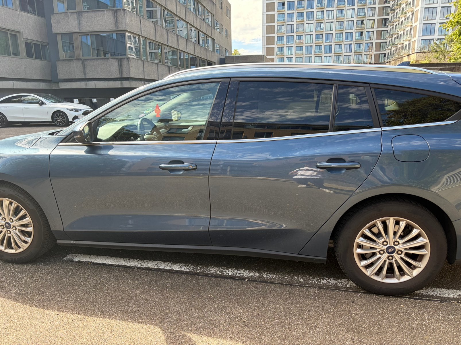 Ford Focus 1.0 Ecoboost 125PK Aut 2019 Blauw, Auto's, 125 pk, Origineel Nederlands, Stationwagon, 690 kg