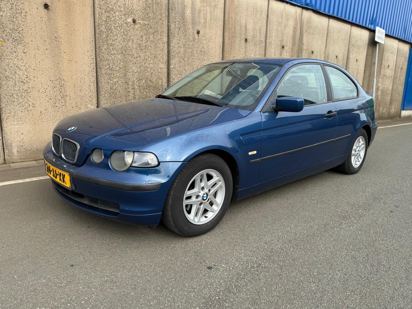 BMW 3-Serie 1.8 TI 316 Compact 2002 Blauw, Auto's, BMW, Achterwielaandrijving, 1250 kg, 4 cilinders, Blauw