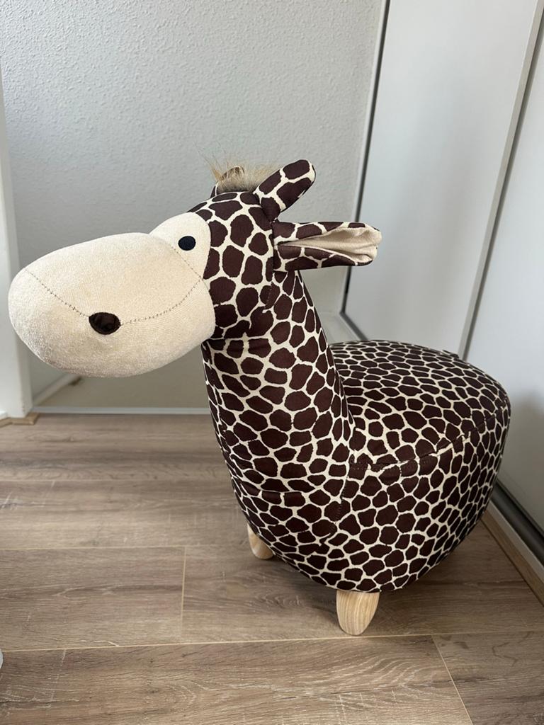 Giraffe poef, Huis en Inrichting, Woonaccessoires | Overige, Ophalen, Zo goed als nieuw, Bruin, Textiel
