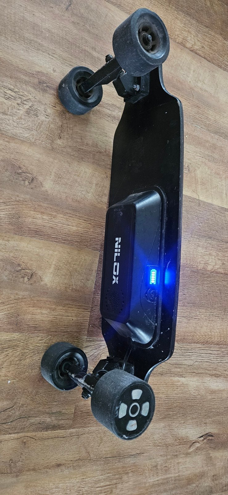 Nilox DOC Skateboard - Elektrisch Longboard, Sport en Fitness, Skateboarden, Ophalen of Verzenden, Gebruikt, Skateboard, Longboard