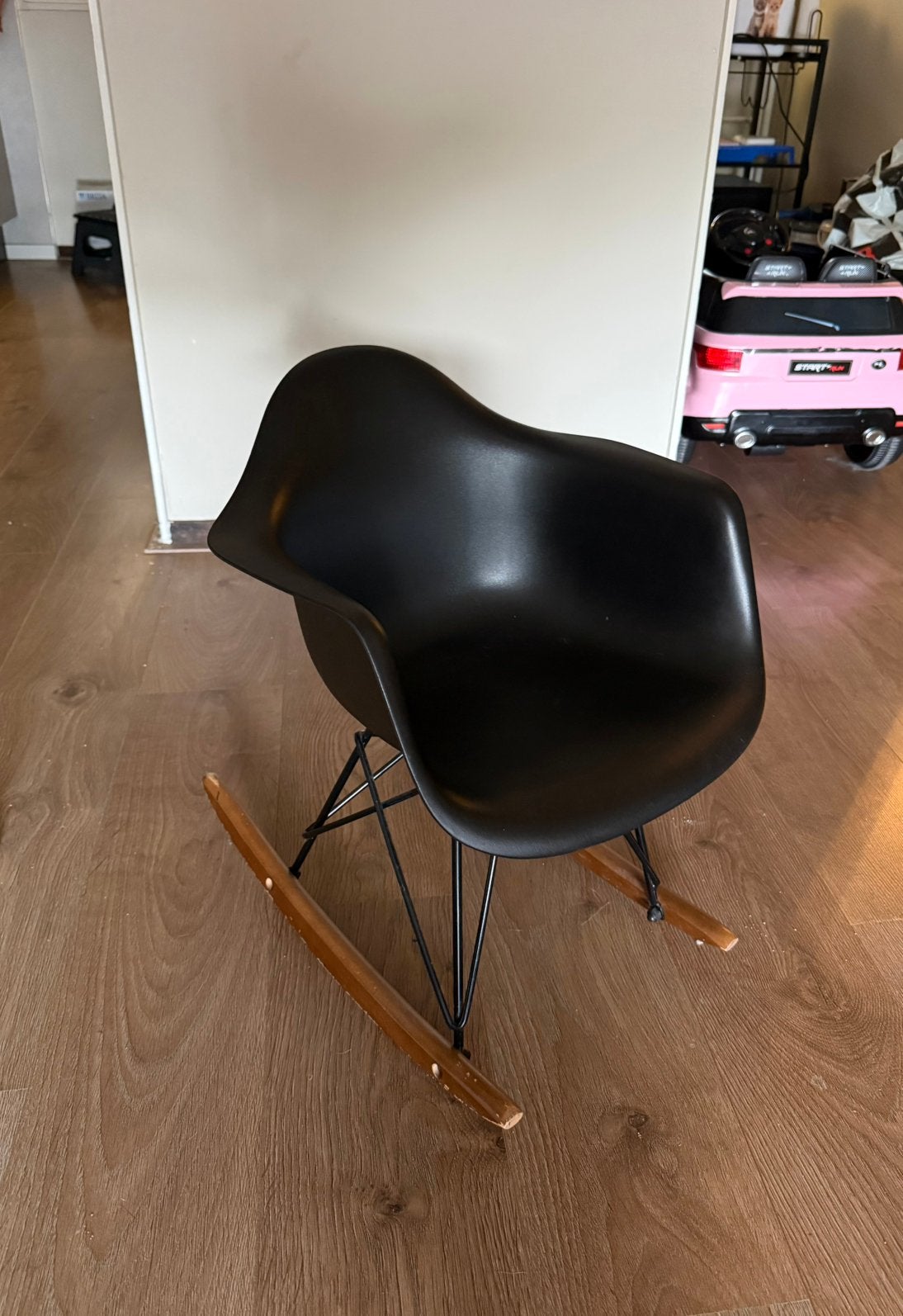 Mooie wipstoel, Ophalen, Zo goed als nieuw, Zwart, Vijf, Zes of meer stoelen