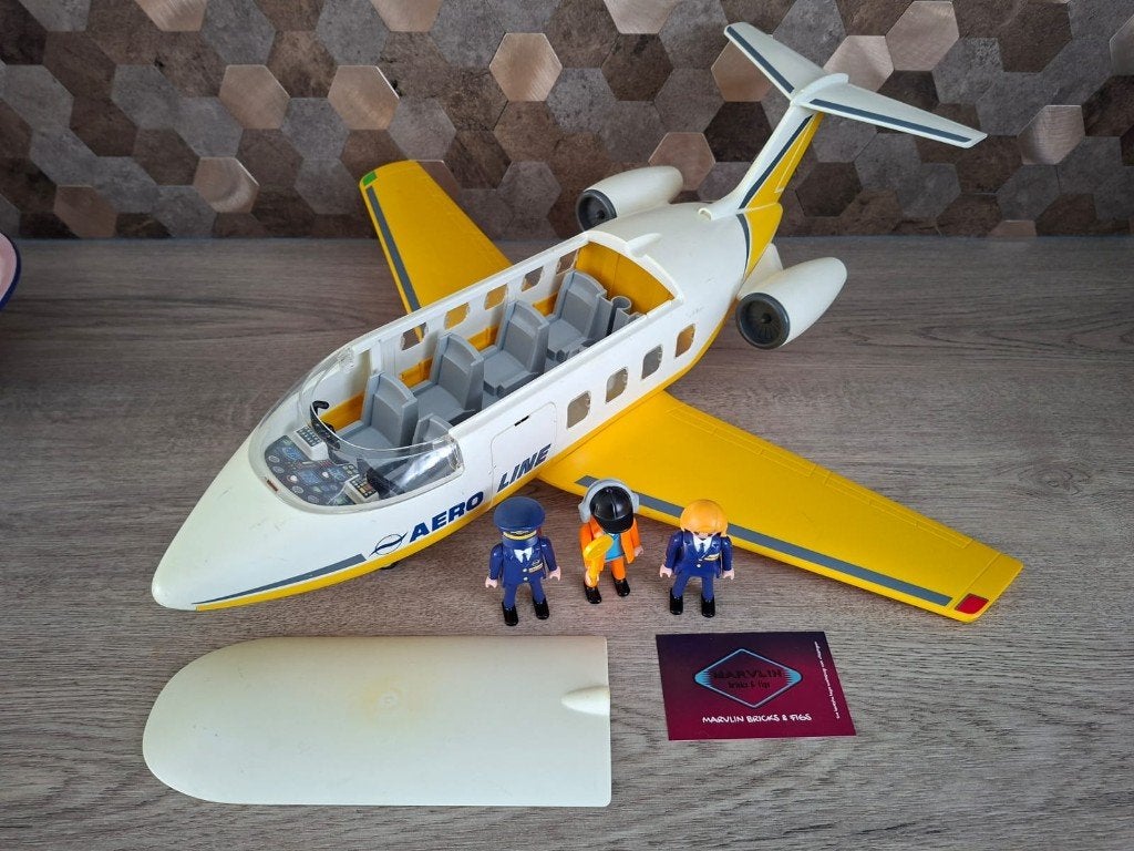 PLAYMOBIL Passagiersvliegtuig en bagagetransport, Gebruikt, Complete set, Hiridostraat 5, 1101 CW Amsterdam, Voertuig