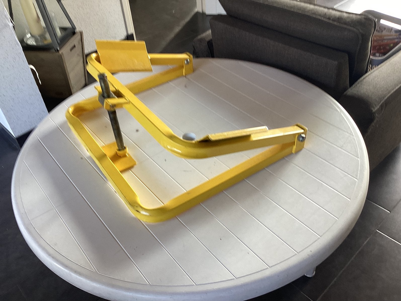 Leveler caravan wielhouder, Caravans en Kamperen, Ophalen, Zo goed als nieuw