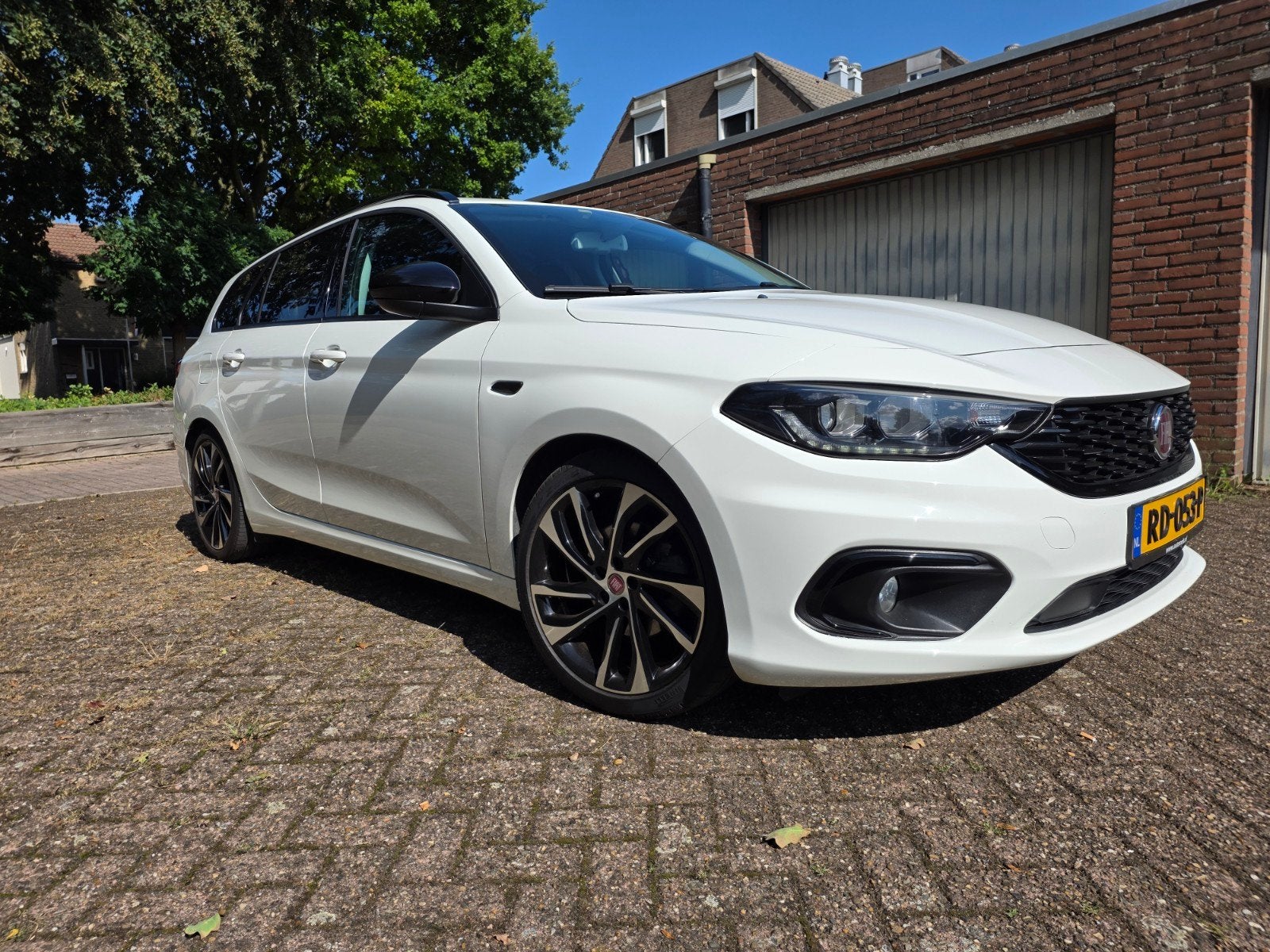 Fiat Tipo s-design 1.4 T-jet 16V 120pk 2017 Wit, Auto's, Fiat, Voorwielaandrijving, 1280 kg, Zwart, 4 cilinders