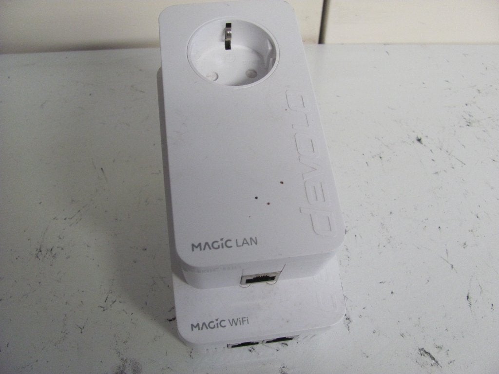 Devolo magic lan: devolo Magic  2 wifi 2-1, Computers en Software, WiFi-versterkers, Ophalen of Verzenden, Zo goed als nieuw, Devolo