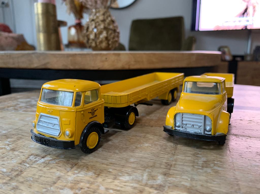 Daf Bolhoed en torpedo van de D.A.F. uit Eindhoven, Ophalen of Verzenden, Gebruikt, Bus of Vrachtwagen, Lion Toys
