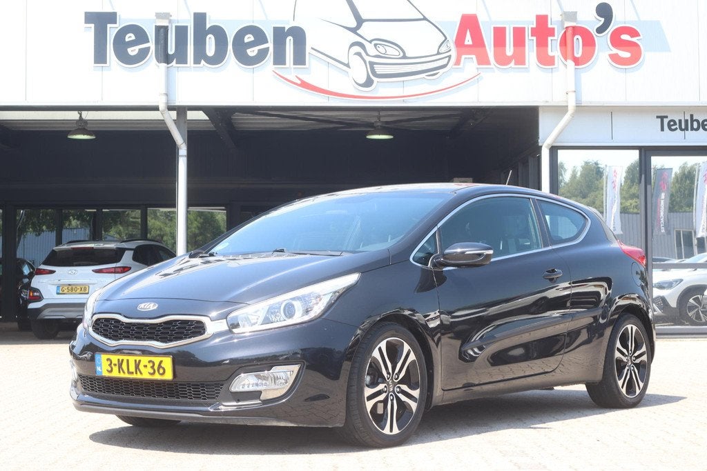 Kia pro_cee'd 1.6 GDI Business Pack | Camera | Bluetooth | C, Voorwielaandrijving, Euro 5, Gebruikt, 4 cilinders