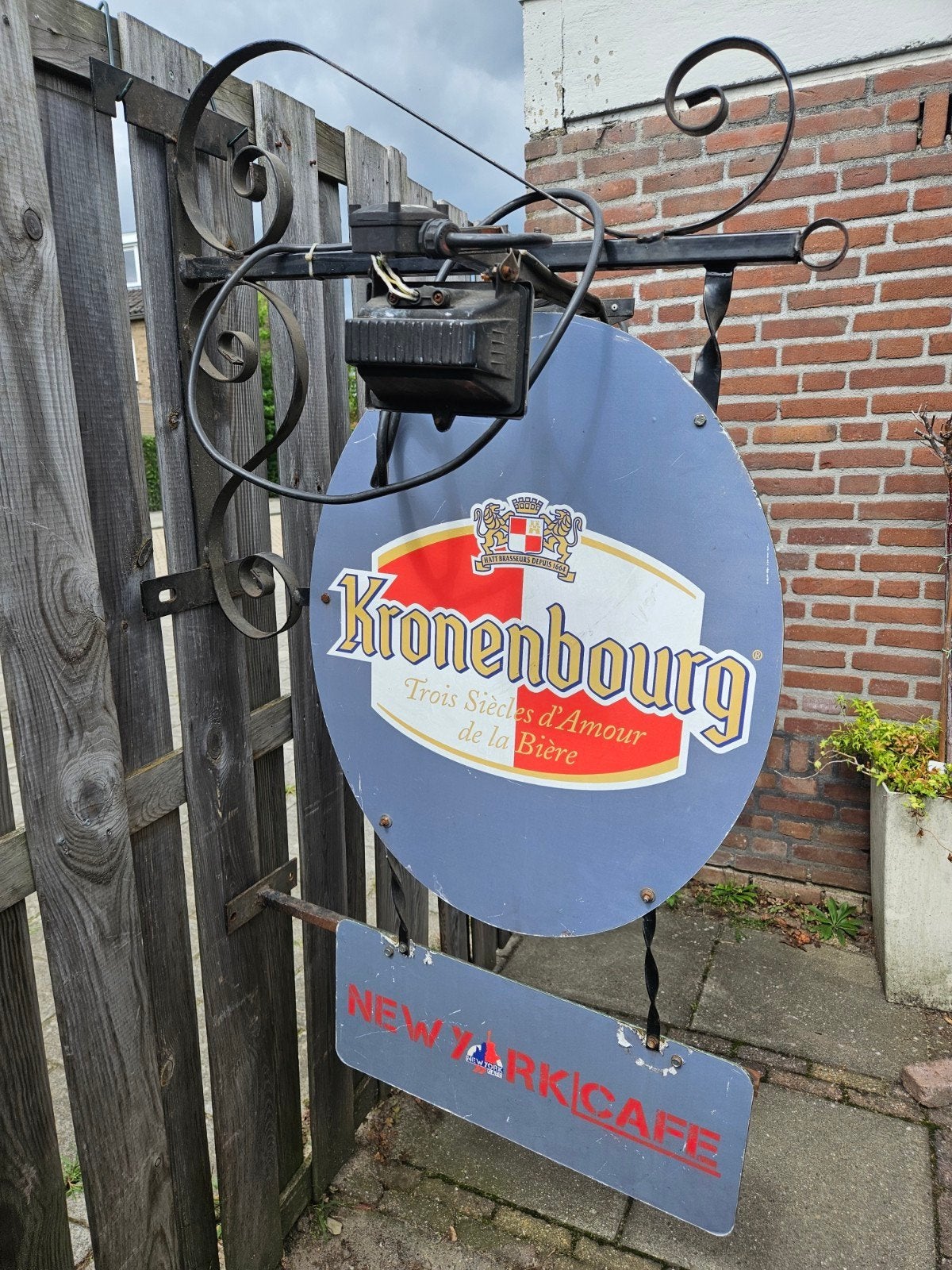 Kronenbourg uithangbord met verlichting, Ophalen, Gebruikt, Reclamebord, Plaat of Schild, Overige merken