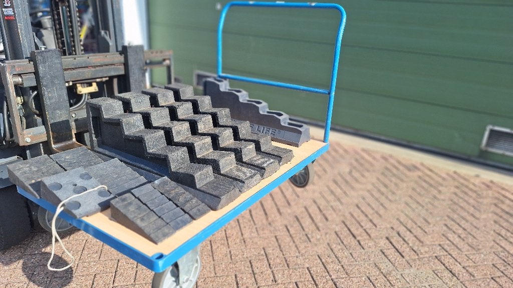Stabilisatieblokken Trapeziumblok Lock Block Holmatro, Ophalen, Gebruikt, Industriepark 2a 9351PA Leek, H.O.Albert Ale Slotema