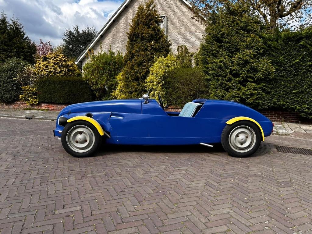 Burton 2CV Sport | Uniek Blauw-Geel | Gegalvaniseerd-Chassis, Voorwielaandrijving, 510 kg, 602 cc, 2CV