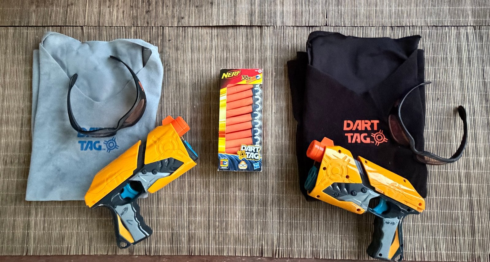 Nerf Dart Tag set met 2 blasters, brillen en darts, Ophalen, Gebruikt