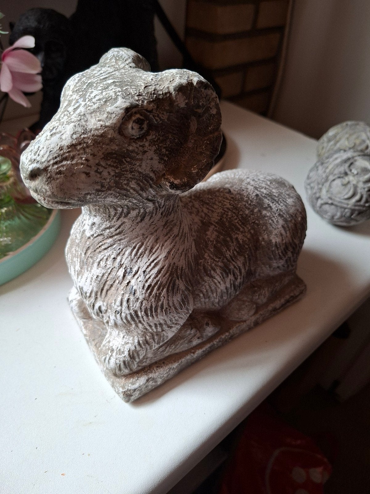 Decoratief beeldje van een ram, steen/keramiek, Huis en Inrichting, Woonaccessoires | Overige, Ophalen, Gebruikt, Landelijk, Grijs