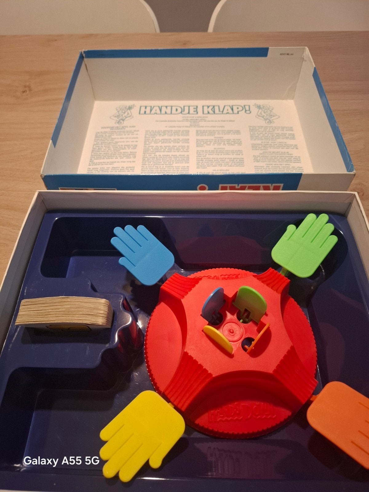 Handje Klap! Bordspel van MB - Vintage Gezelschapsspel, Info@mbspellen.nl, Ophalen of Verzenden, Drie of vier spelers, Postbus 123, 1000 AB Amsterdam