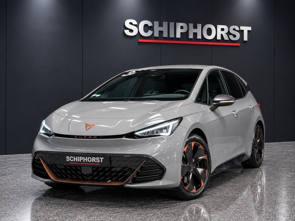 Cupra BORN CUPRA Born Copper 82kw 546 km 5 jr garantie Head-, Auto's, 1849 kg, Gebruikt, 33 min, Origineel Nederlands