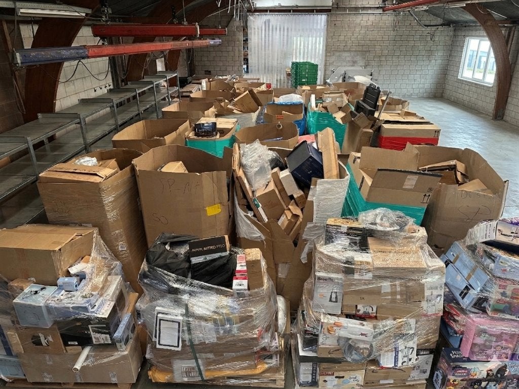 Partijhandel 32 pallets mix goederen, Zakelijke goederen, Partijgoederen en Retail | Partijgoederen, Ophalen, Overige categorieën
