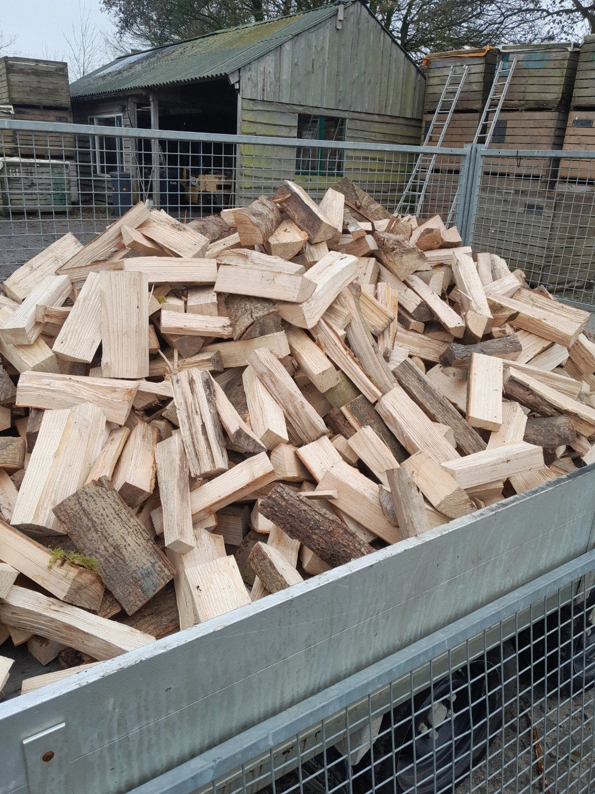 droog haardhout 100 euro per kuub losgestort., Tuin en Terras, Minder dan 3 m³, Ophalen of Verzenden