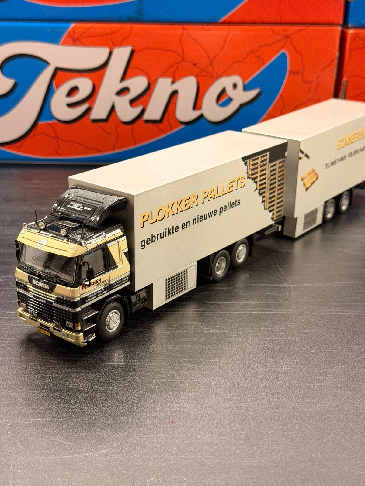 Tekno Scania 113M 360 Plokker Pallets 1:50, Ophalen of Verzenden, Zo goed als nieuw, Bus of Vrachtwagen, Tekno