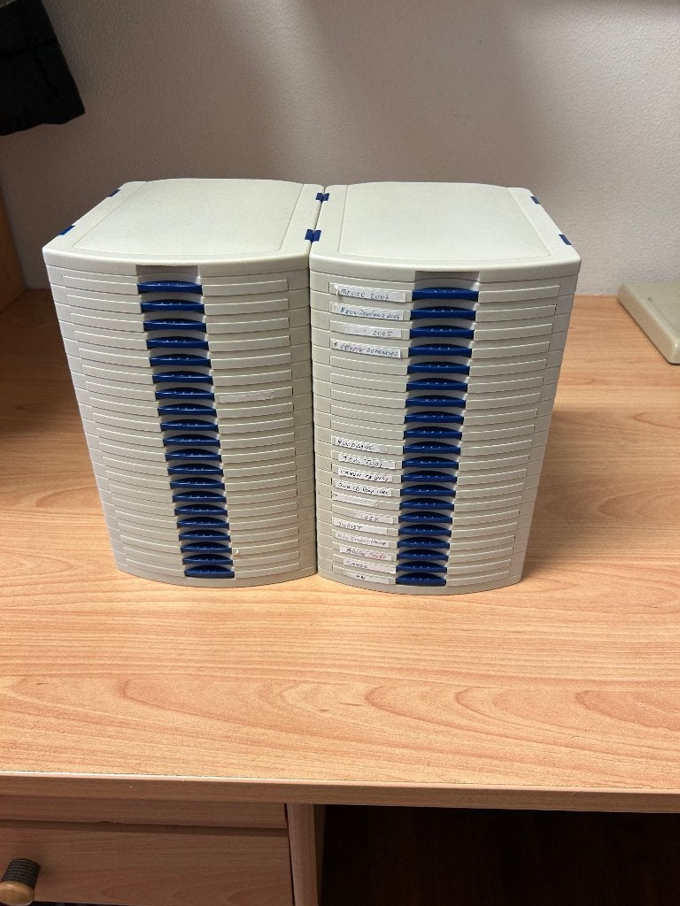 CD opbergsysteem, Ophalen of Verzenden, Gebruikt, Kunststof, Cd's of Dvd's