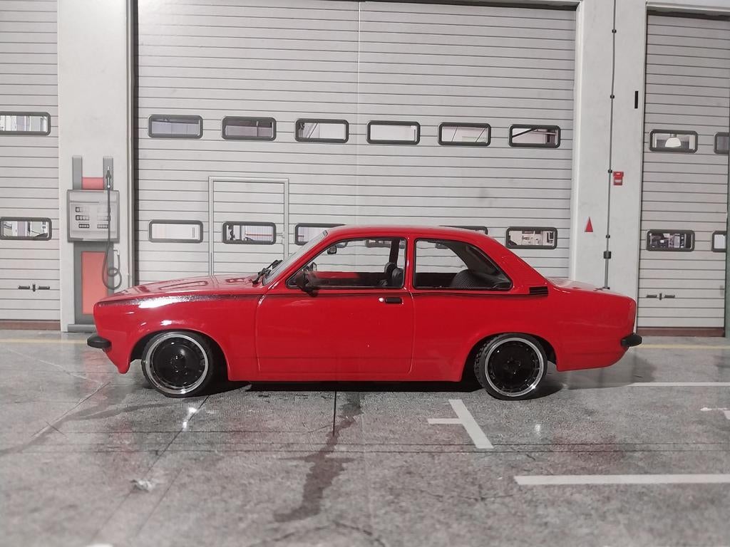 ZELDZAAM : Verlaagde opel kadett c sedan, Ophalen of Verzenden