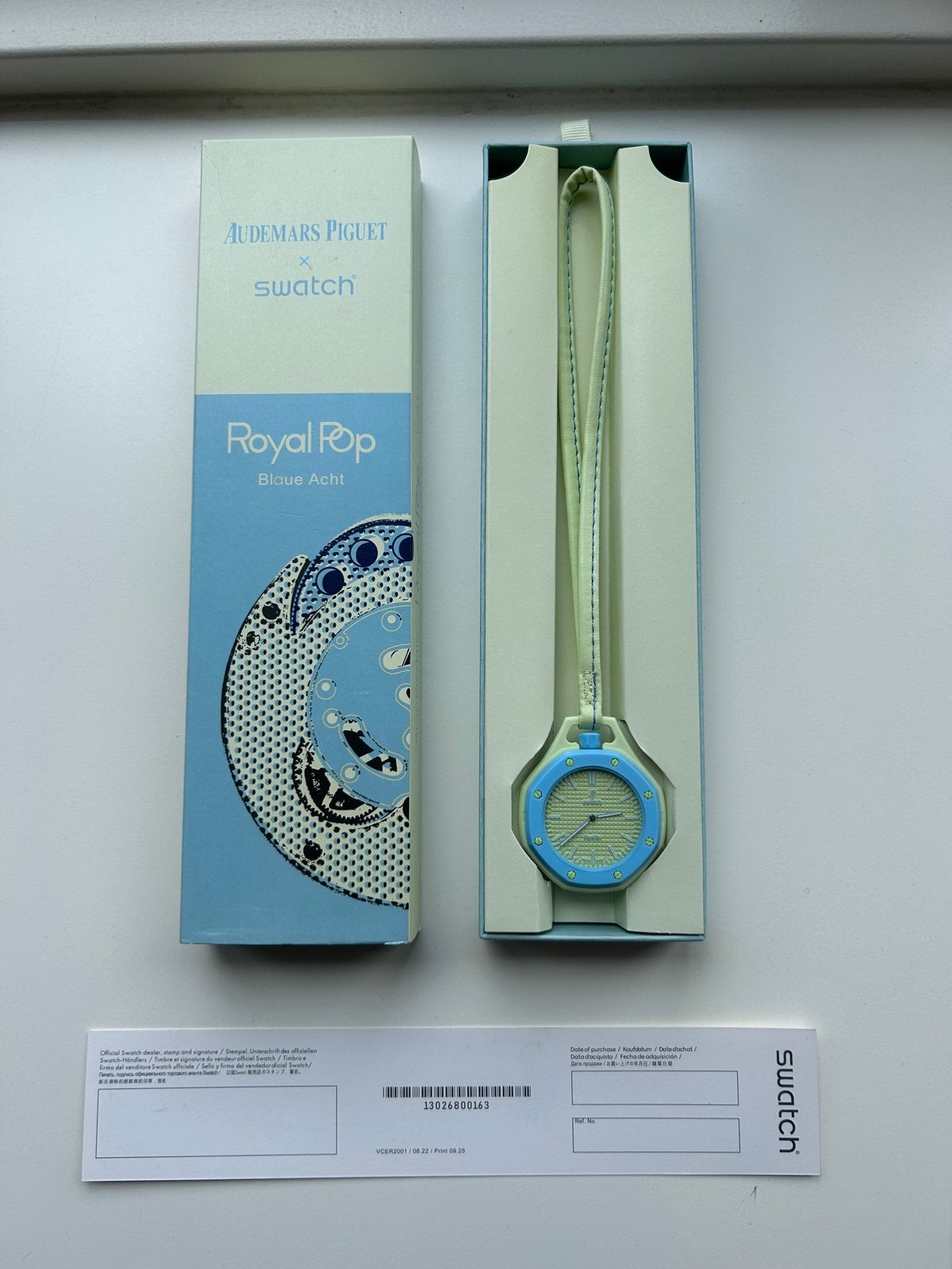 Ap x Swatch Blaue Acht, Sieraden, Tassen en Uiterlijk, Horloges | Dames, Ophalen, Swatch, Nieuw, Kunststof