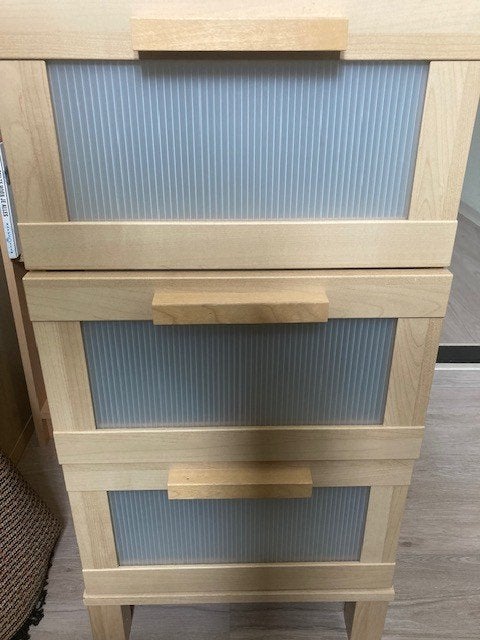 ikea 3 lade kastje in zeer goede staat, Huis en Inrichting, Kasten | Ladekasten, Ophalen, 50 tot 100 cm, Zo goed als nieuw, 3 of 4 laden