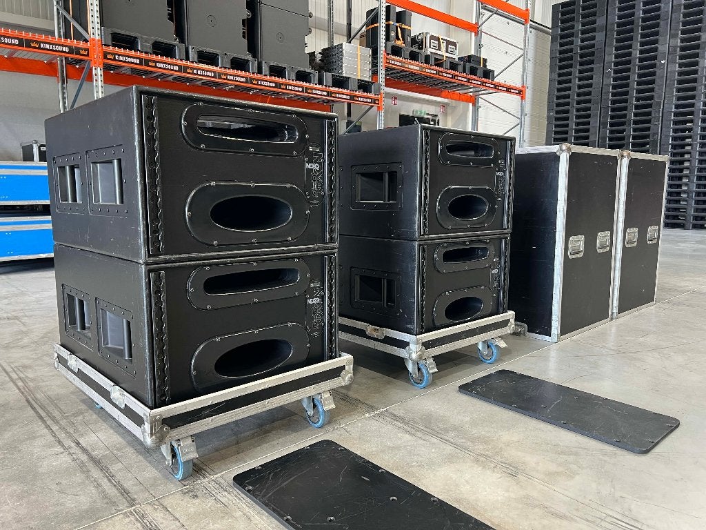 4x Nexo CD12 2x12" sub + 2x flightcase on wheels