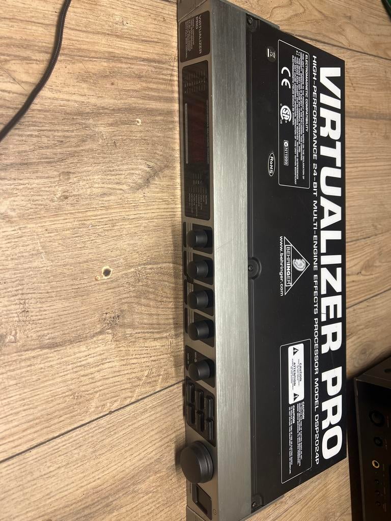 Behringer Virtualizer Pro DSP2024P Multi-Effect Processor, Muziek en Instrumenten, Effecten, Ophalen of Verzenden, Zo goed als nieuw