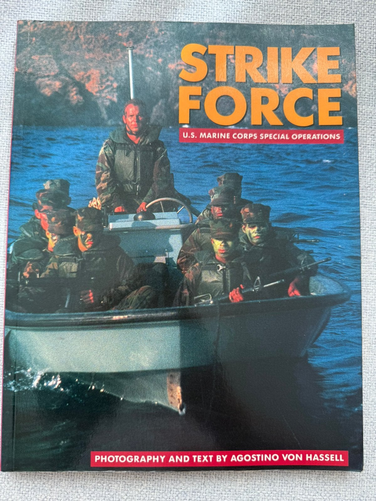 Strike Force - U.S. Marine Corps Special Operations, Gelezen, Marine, Ophalen of Verzenden, 1945 tot heden