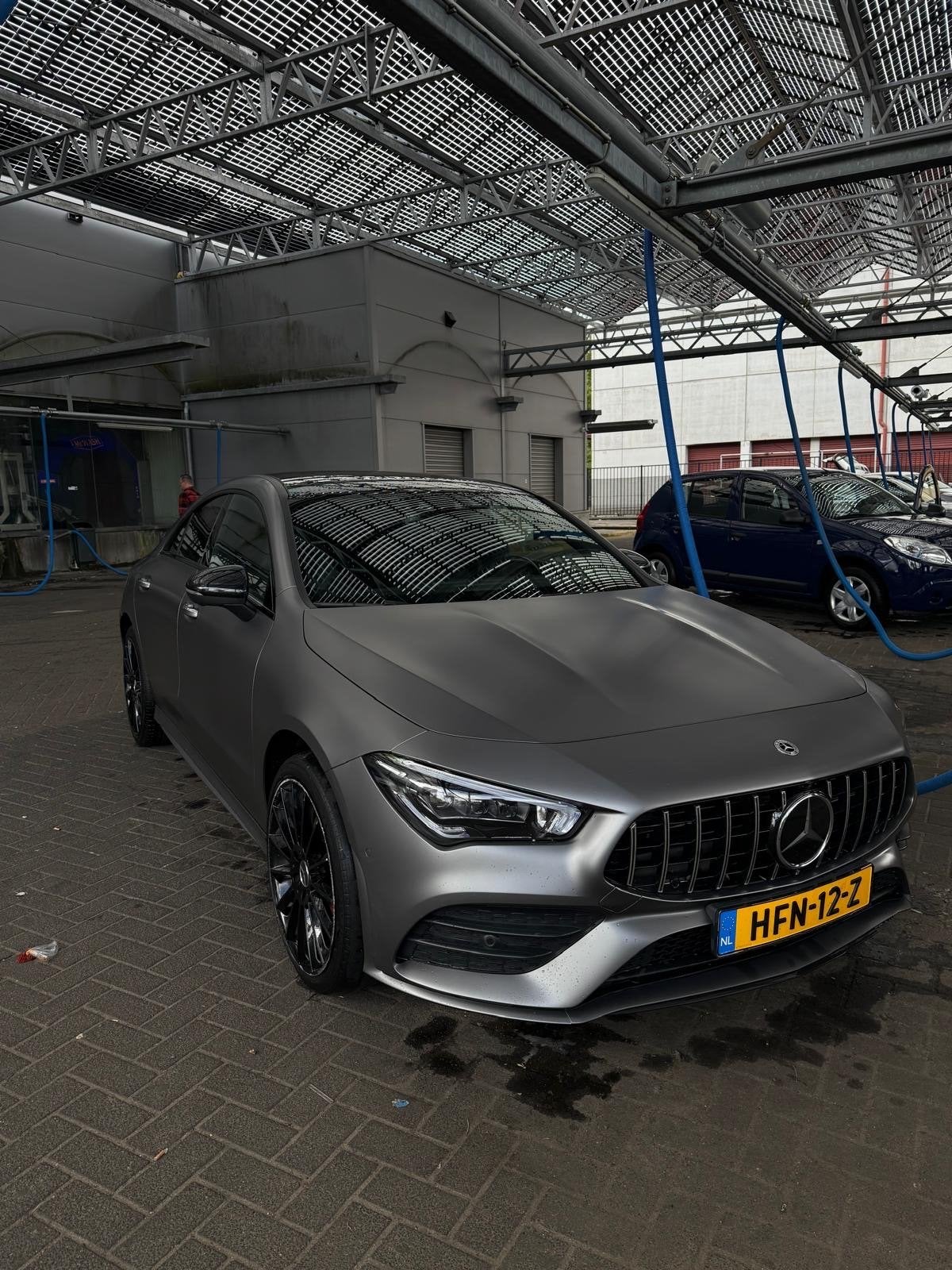 Mercedes-Benz CLA 250 e 218pk 8G-DCT 2022 Grijs, Auto's, CLA, 160 pk, Plug-in hybride, 1600 kg