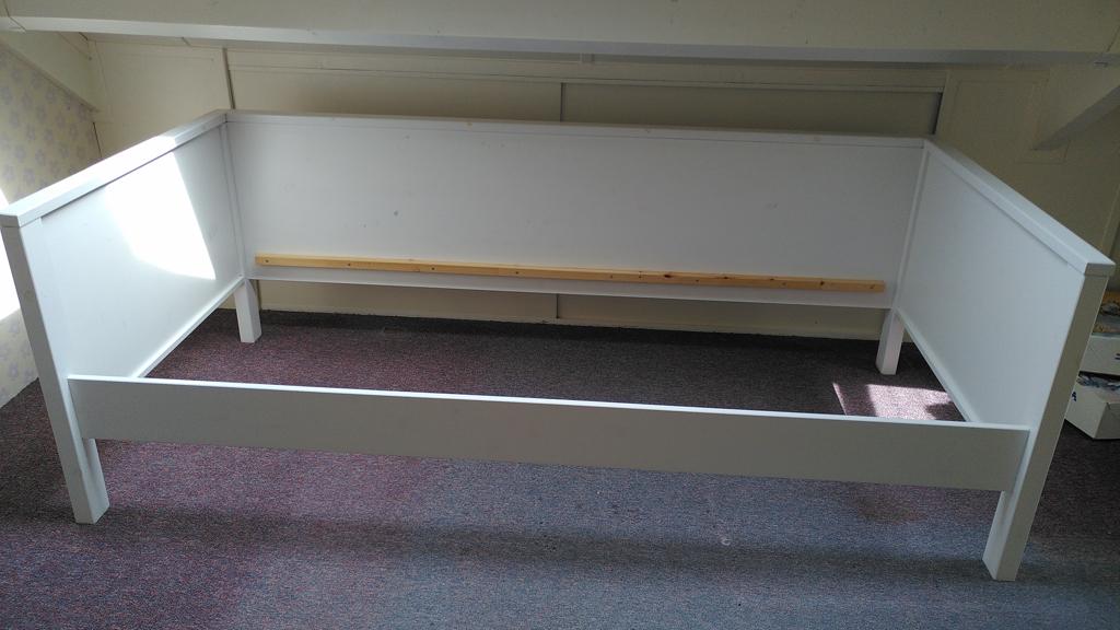 1 Persoons bed hout - wit, Ophalen, Gebruikt, 90 cm, Eenpersoons