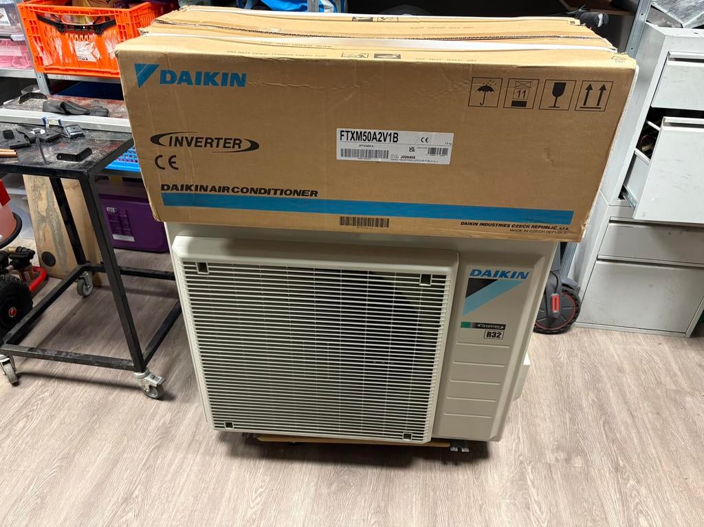 Daikin Perfera 5 KW Airco - Nieuw binnendeel, gebruikt buite, Witgoed en Apparatuur, Airco's, Ophalen, Koelen en Ontvochtigen